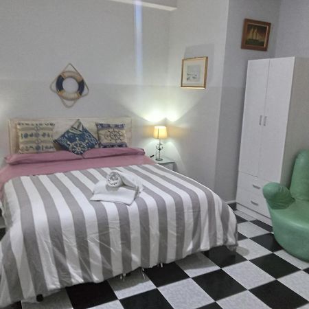 גיארדיני נאקסוס Salvone'S House B&B מראה חיצוני תמונה